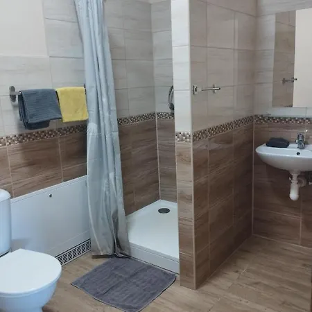Audy 2 Mníšek pod Brdy